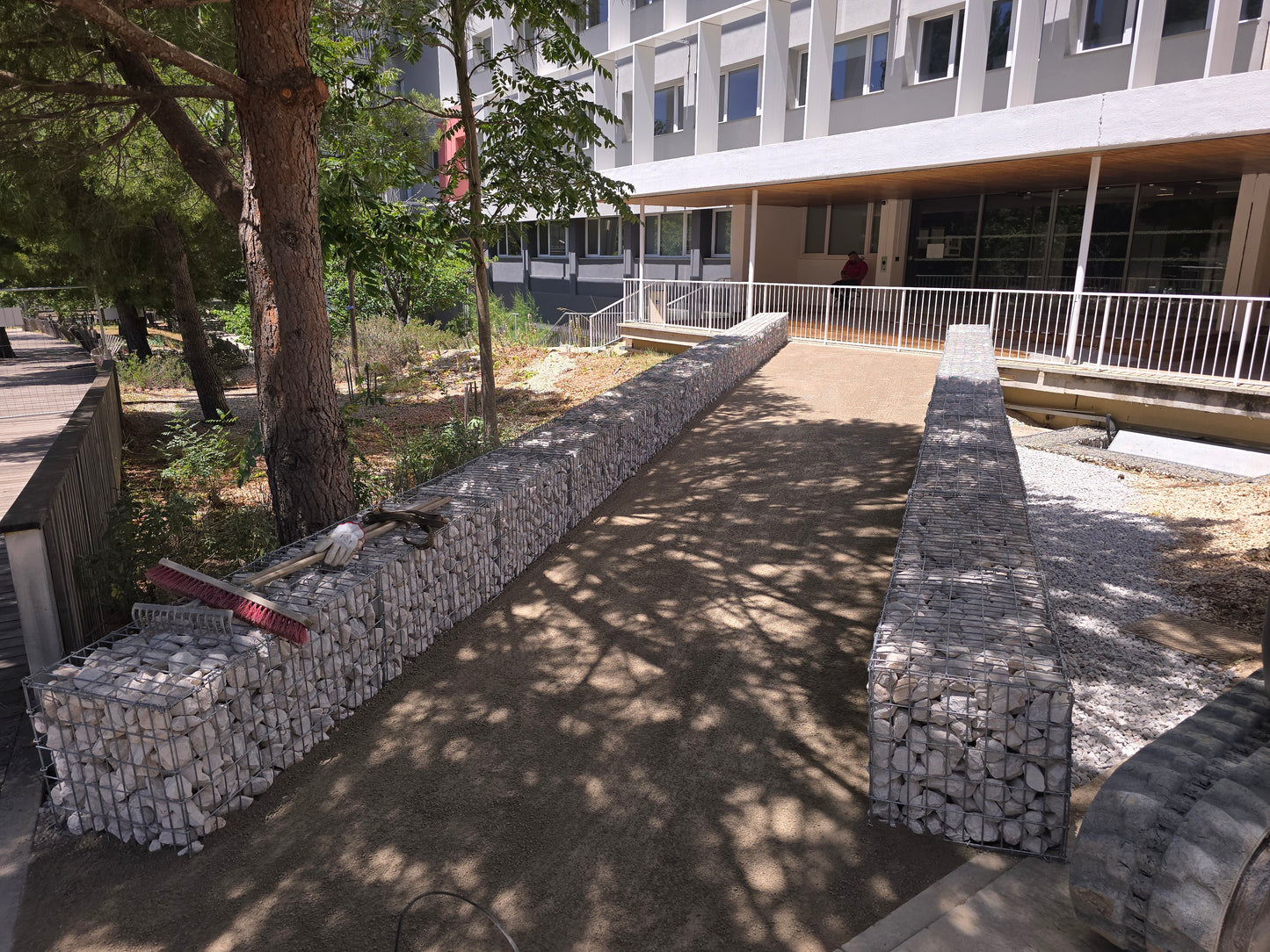 Travaux de terrassement dans le Var