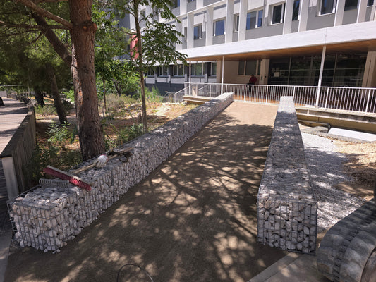 Travaux de terrassement dans le Var